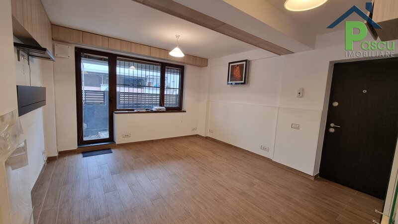 Brancoveanu, Alunisului, stradal, parter, curte proprie, loc parcare